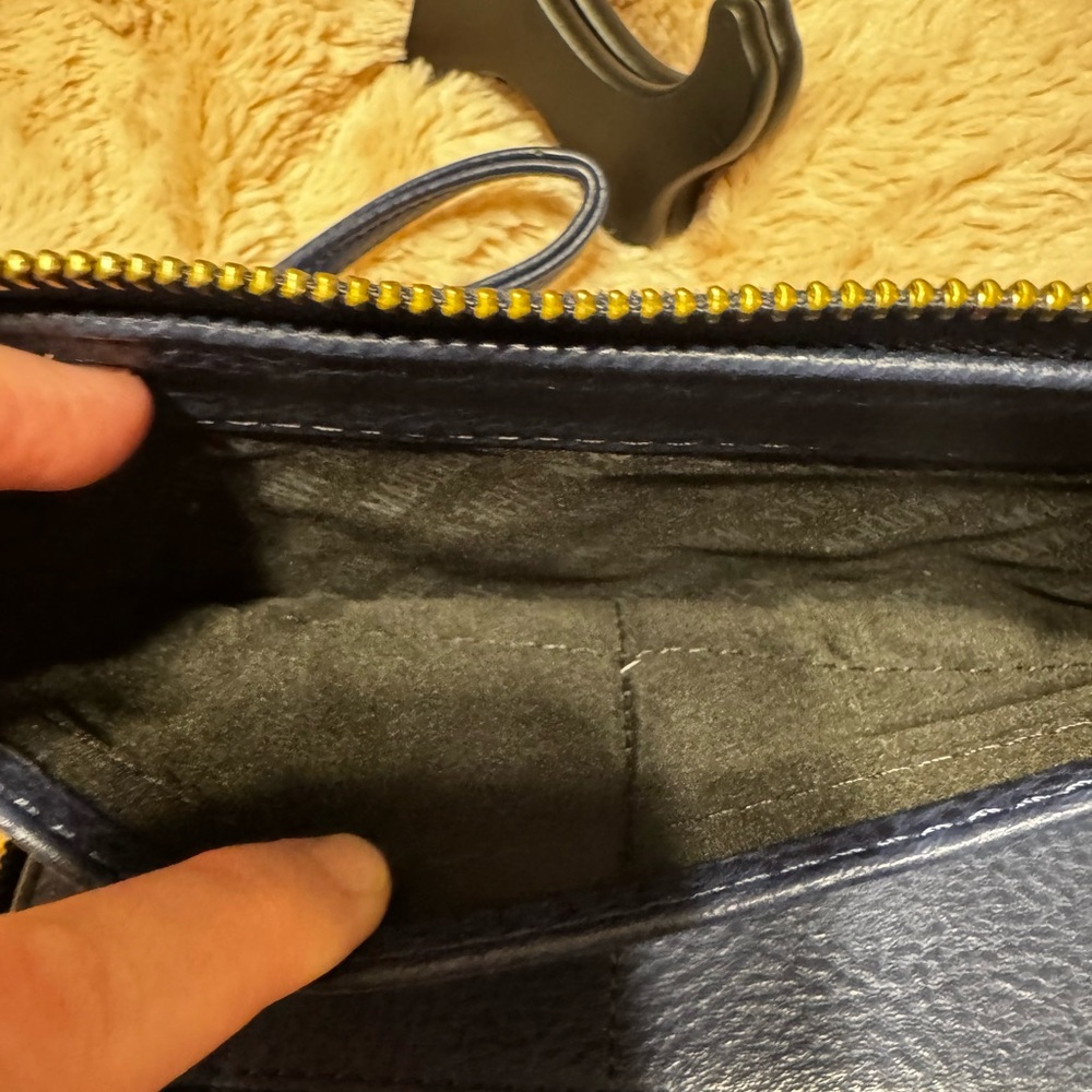 Steve Madden Blue Quilted Women's‎ Wallet - Picture 10 of 11